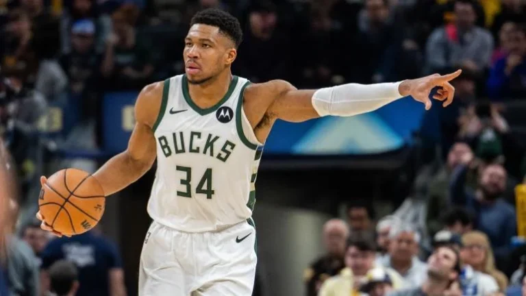 Bucks vs. Timberwolves odds, line, spread, time: 2024 NBA picks, February 8 predictions from proven computer models, Bucks vs. How to make